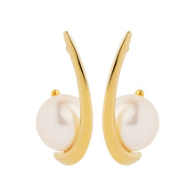 Load image into Gallery viewer, Mariselle Pearl Earrings - NAJO E7536
