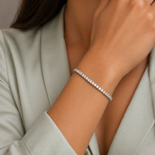 Load image into Gallery viewer, White Gold Diamond Tennis Bracelet
