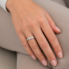 Load image into Gallery viewer, 9ct White Gold Diamond Ring
