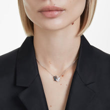 Load image into Gallery viewer, Swan Necklace
